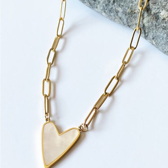 NEW Abstract Heart Mother Of Pearl Layering Necklace - Picture 12 of 12